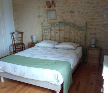 Sainte-Hermine Cama Y Desayuno | Le Tamaris Chambres d'hôtes