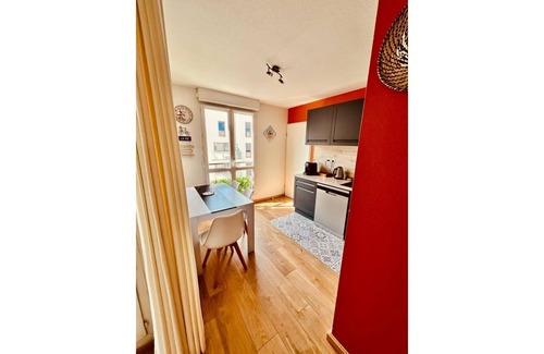 Vassieux - Crepieux Apartamento | LE TERRACOTTA T4 SLEEPS 6, AIR-CONDITIONED, WITH PARKING SPACE