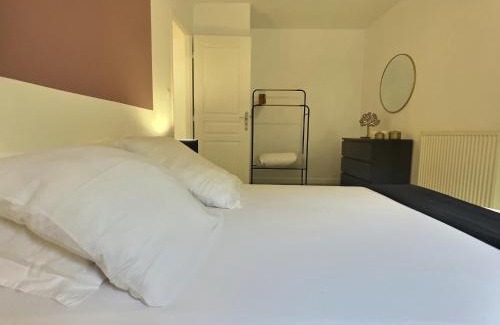 Bourg-les-Valence Apartamento | Le thannaron - Centre ville