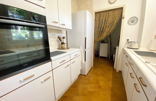 Vaison-la-Romaine Apartamento | Le Théos - Ground floor apartment with garden in Vaison-La-Romaine