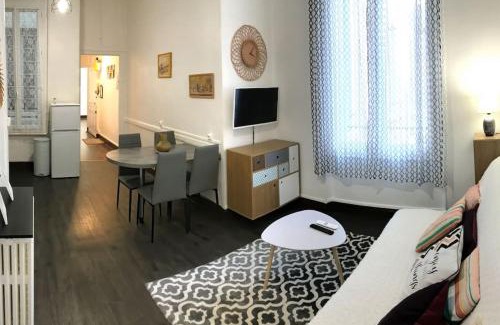 Republique Apartamento | LE THERMALE 82 - Proche Thermes - Centre - Locavichy