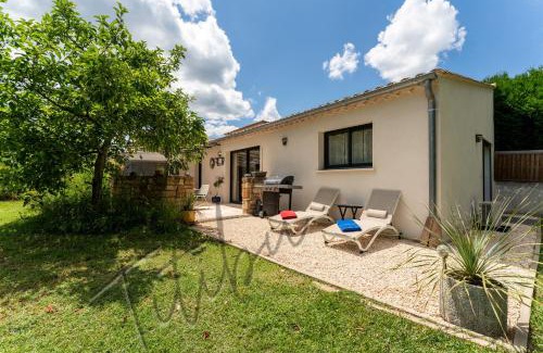 Saint-Paulet-de-Caisson Apartamento | Le Titibu, Gîte et Spa entre Ardèche et Provence, Clim, BBQ, Netflix, classé 5 étoiles
