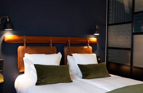 Bulle Hotel | Le Tonnelier