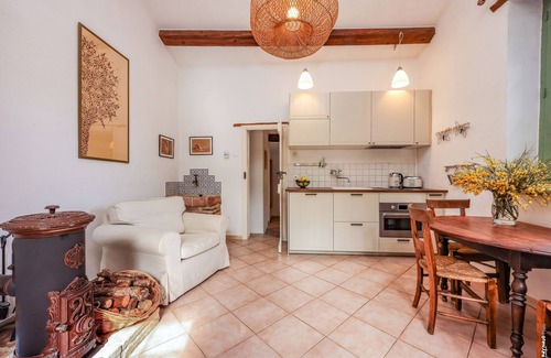 Gaillac Casa | Le Triangle D'or - Gite de Charme - Piscine - Gaillac