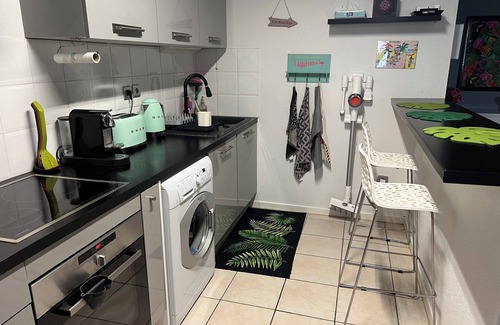 Cugnaux Apartamento | Le Tropik joli 2 bedrooms