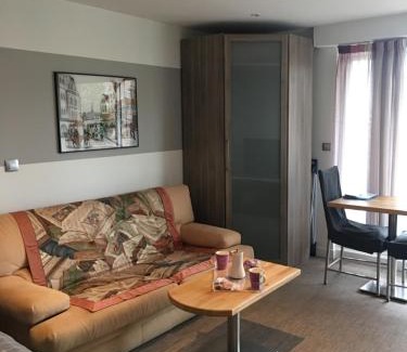 Saint Seurin - Fondaudege Apartamento | Le Turenne