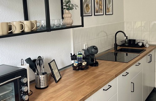 Mitte Apartamento | LE Vacation Arena, kitchen, parking, balcony, Netflix, free TV