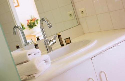Greoux-les-Bains Hotel | Le Verdon