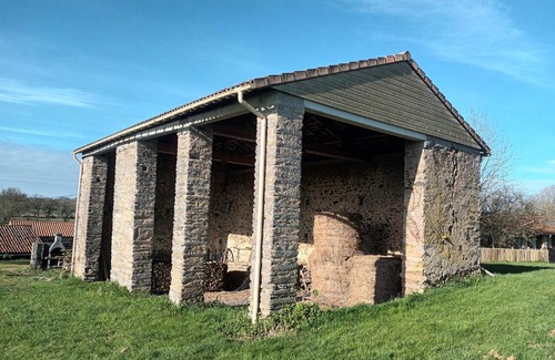 La Foret-sur-Sevre Casa | Le Verger - Gite 8 personnes en campagne et rivière By Primo