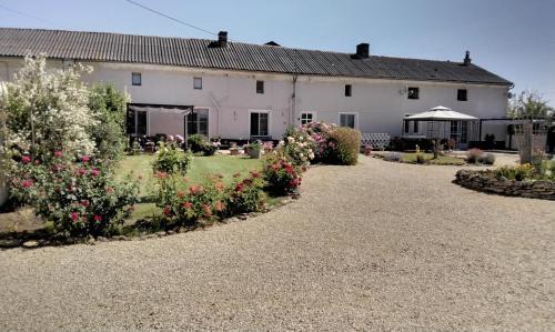 Montreuil-Bellay Cama Y Desayuno | Le Vieux Logis