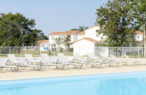 Bourgenay Casa | Le Village de la Mer by Interhome
