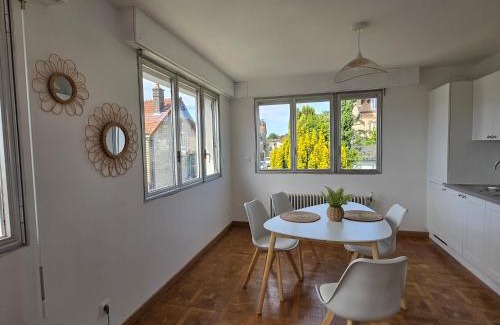 Sainte-Savine Apartamento | Le1bis - T2 50 M2 tout équipé - Place de parking Privée