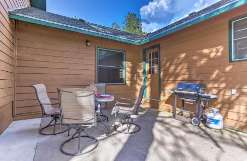 Lead Casa | Lead Cabin about 9 Mi to Deadwood Hot Tub and Patio!