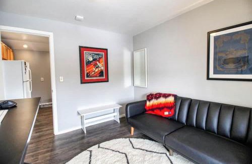 Leadville North Casa | Leadville Dairy Flat - 2 Bed with Office and HOT TUB