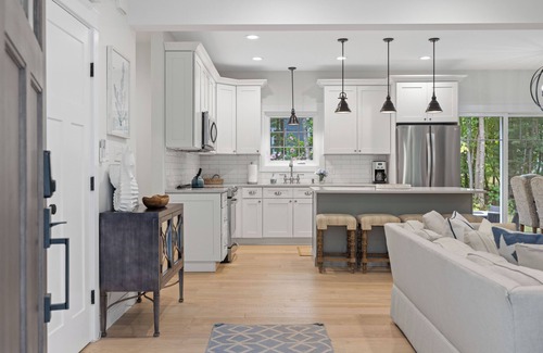 Kennebunk Casa | Leah Lane - Bright & Renovated Kennebunk Beach House