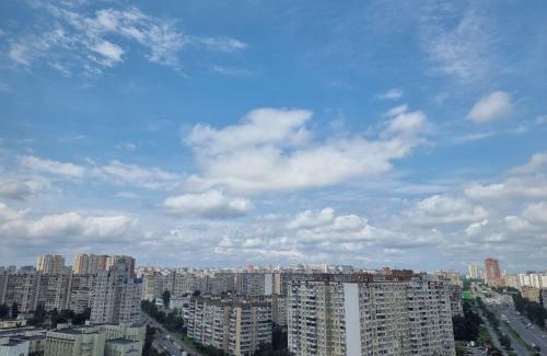 Pozniaky Apartamento | Lebedinny Flat