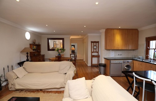 Constantia Casa | LeBonheur