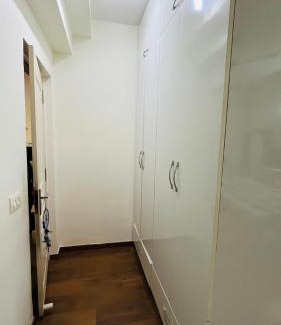 Gurugram Apartamento | Lebron Castle