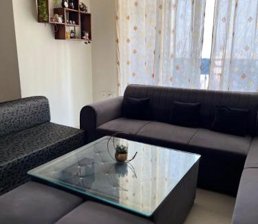 Gurugram Apartamento | Lebron Castle
