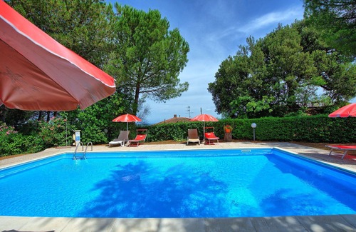 Montaione Apartamento | Apartment en Montaione con 2 habitaciones, capacidad 6