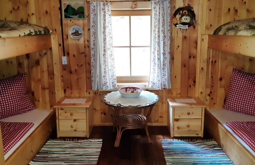 Unterkolbnitz Cabina | Vrbo Property