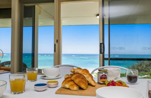 Ledge Point Casa | Ledge on the Beach - Nestled right by the waters edge