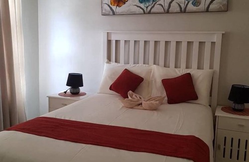 Maun Cabina | Lediba Guest lodge