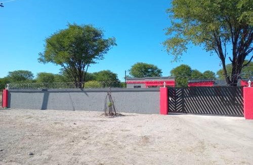 Maun Casa | Ledu's Get-Away Nest