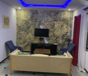 Brufut Apartamento | Lee's Apartment by Beach