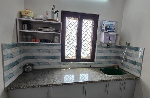 Jabalpur Apartamento | Leela homestay - one Bedroom with kitchen
