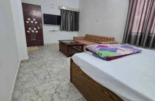 Jabalpur Apartamento | Leela homestay - one Bedroom with kitchen