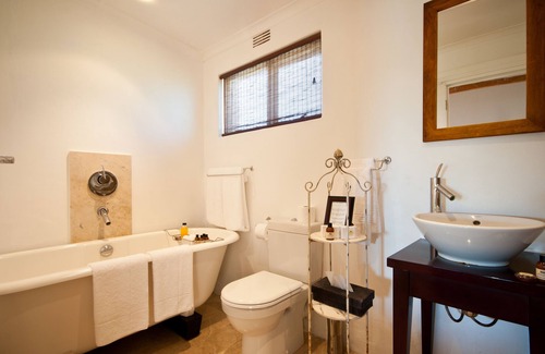 Paterson Cabina | Leeuwenbosch Shearers Lodge