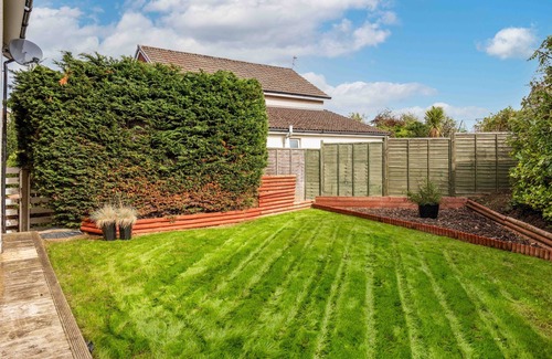 Ayr Casa | Leeward House - Donnini Apartments