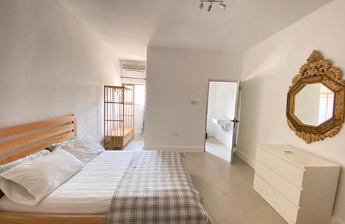 Madina Apartamento | Legacy Court