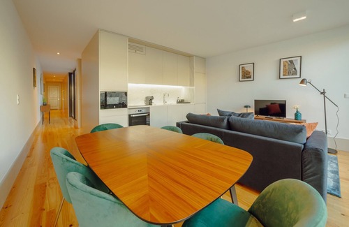 Lapa Apartamento | LEGACY OPORTO PREMIUM APARTMENT B by VACATIONY
