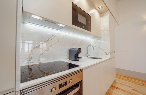 Lapa Apartamento | Legacy Oporto Premium Apartment I by Vacationy