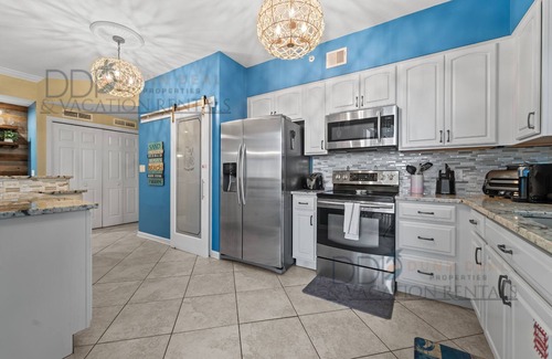 Gulfport Condominio | Legacy Tower One 801 Overlooks the beautiful Gulf in Gulfport, MS!