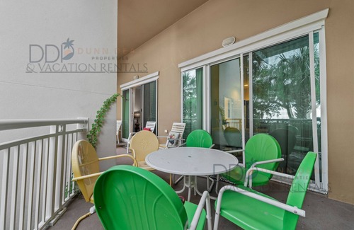 Gulfport Condominio | Legacy Tower Two 106 Overlooks the beautiful Gulf!