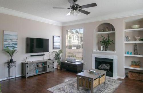 Gulfport Casa | Legacy Villa 1901