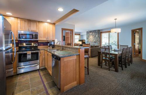Whistler Creekside Apartamento | Legends