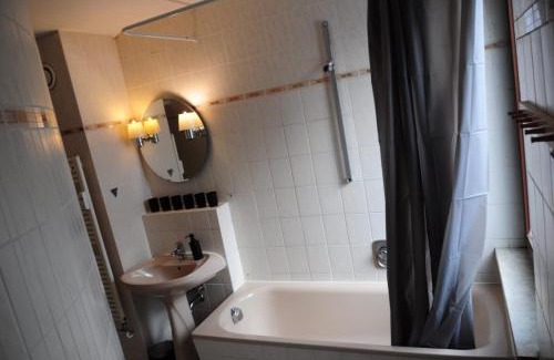 Magdeburg Apartamento | LeHaStays - Gruppenapartment Cracau