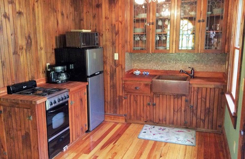 Blakeslee Cabina | The Lehigh Lodge - Presentado en la revista Philadelphia - ¡Reserve ahora para el verano!