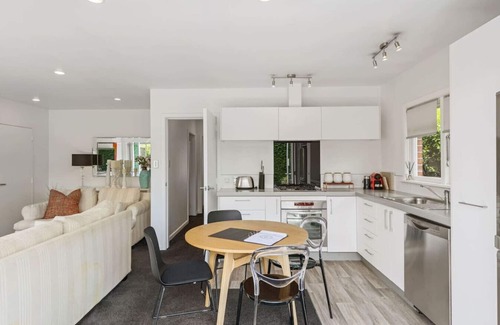 Merivale Casa | Leinster Oasis - Merivale