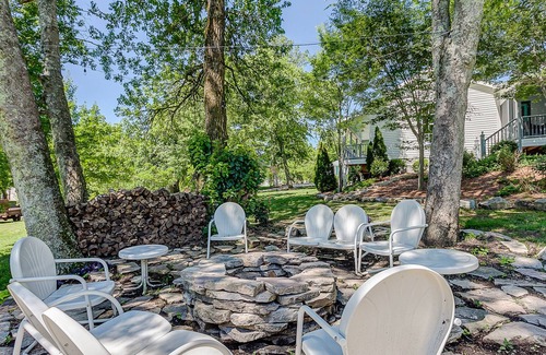 Leipers Fork Casa | El Tenedor Leiper's Fork: El alquiler de vacaciones más icónico en Fork Leiper, Tn.