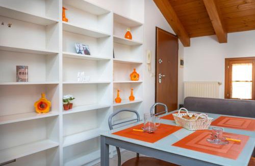 Buttrio Apartamento | LEISURE & BUSINESS (Tempo libero & Business)