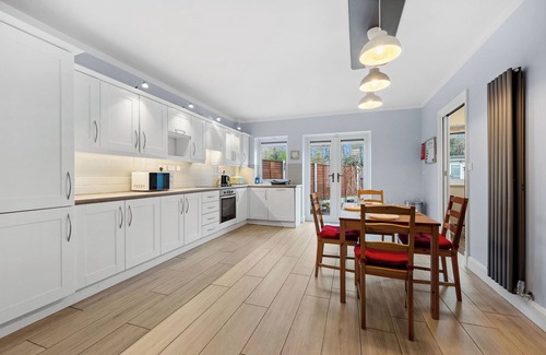 Leixlip Casa | Leixlip Contractor housing - sleeps 5