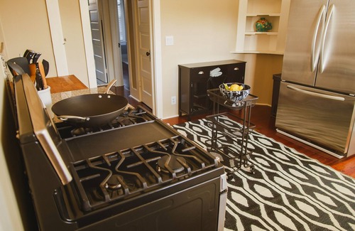 Upper East Casa | Lemon Tree House Downtown