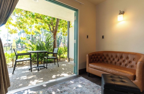 North State Hotel | Lemon Tree Inn