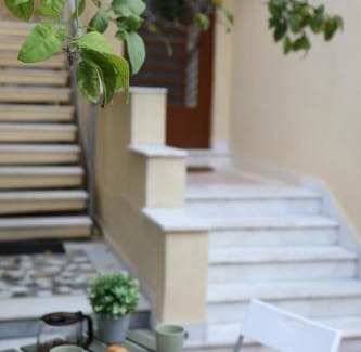 Alimos Casa | Lemon Treehouse Alimos