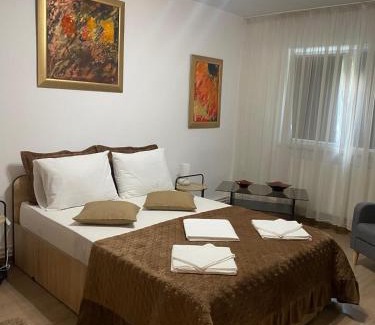 Focsani Apartamento | Lemora Apartments 2